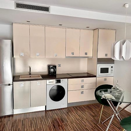 Apartamento Centrico Con Plaza De Garaje Y Piscina Apartman Murcia Kültér fotó